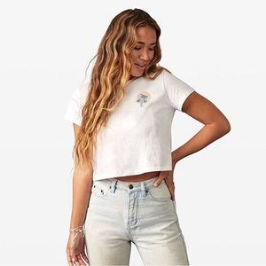 Pura Vida Surf Tour Crop Top